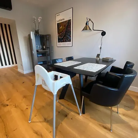 Center Upscale Free Parking Apartamento